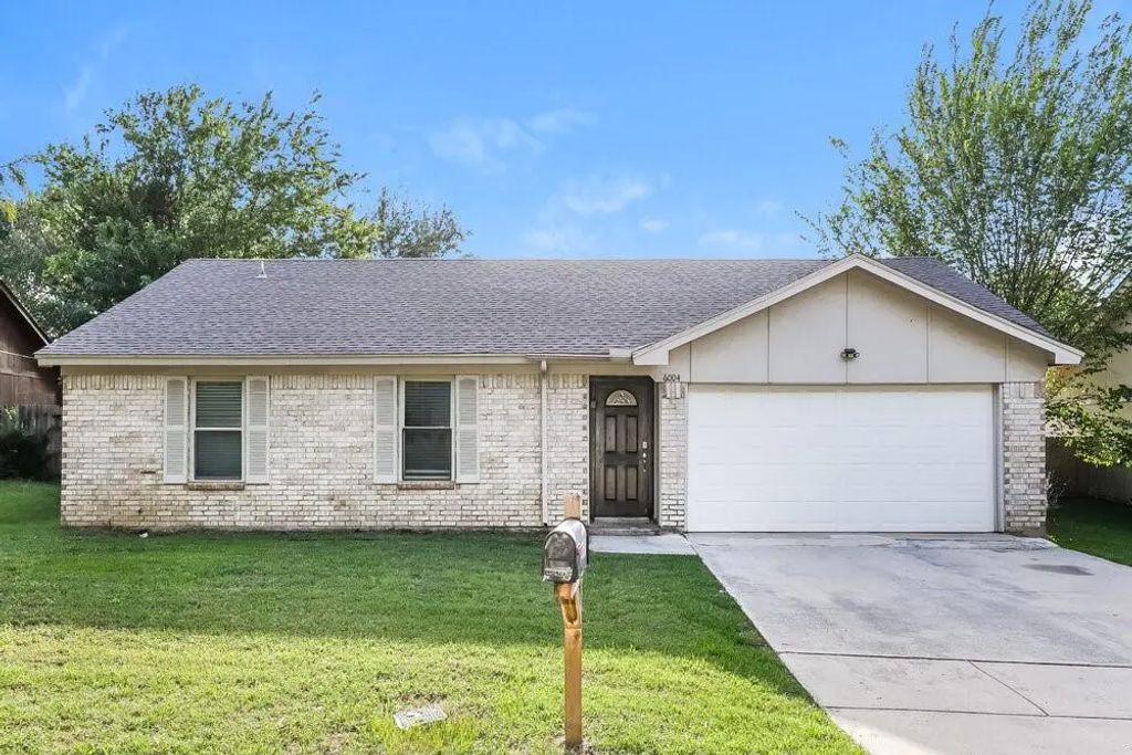 6004 Cool Springs Drive, Arlington