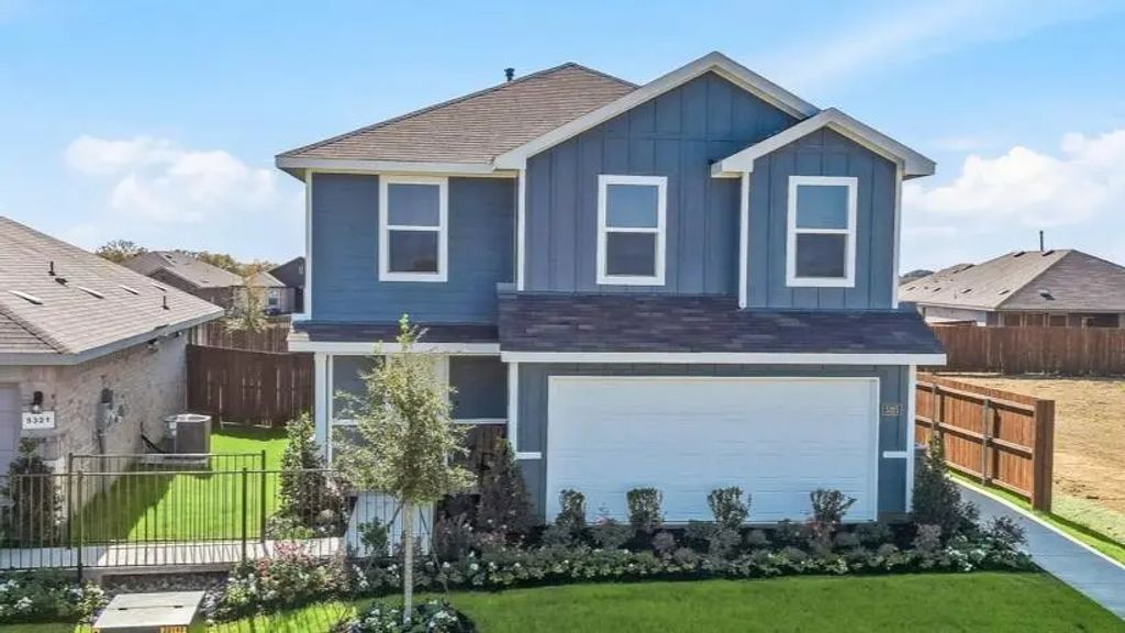 4113 Woodhill Bend Drive, Fort Worth