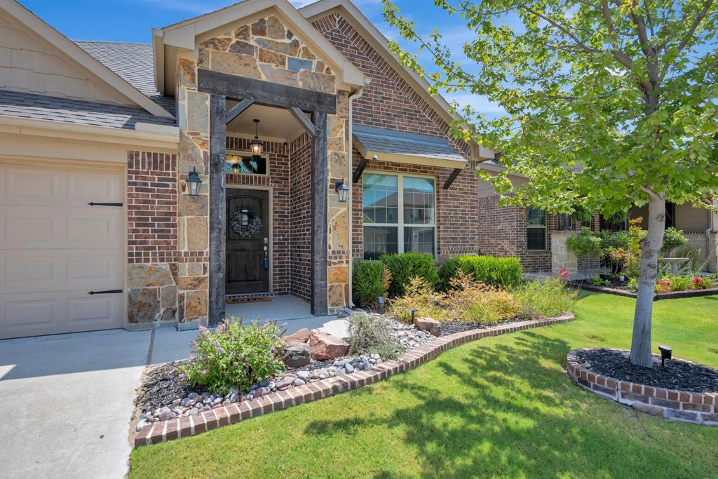 1652 Victoria Drive, Fort Worth