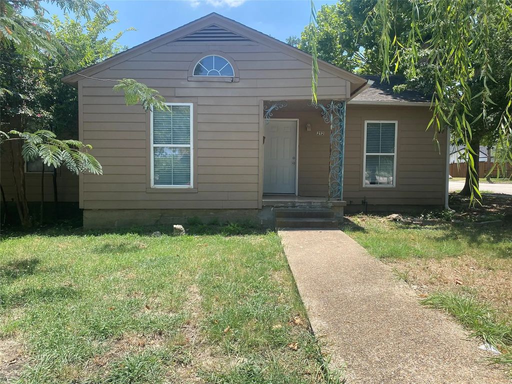 212 Washington Street, Garland