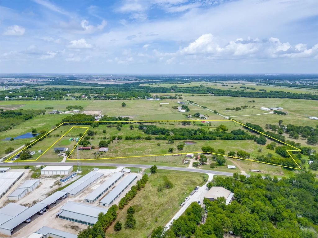 7811 Fm 35, Royse City