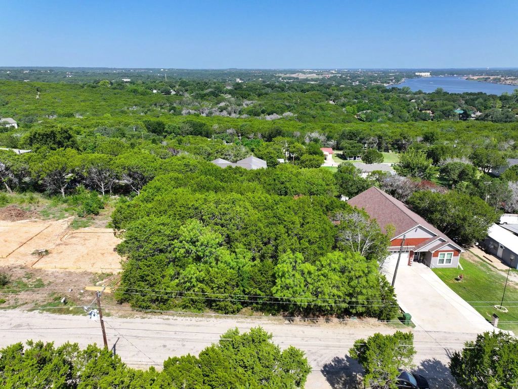 1012 Scenic Drive, Granbury