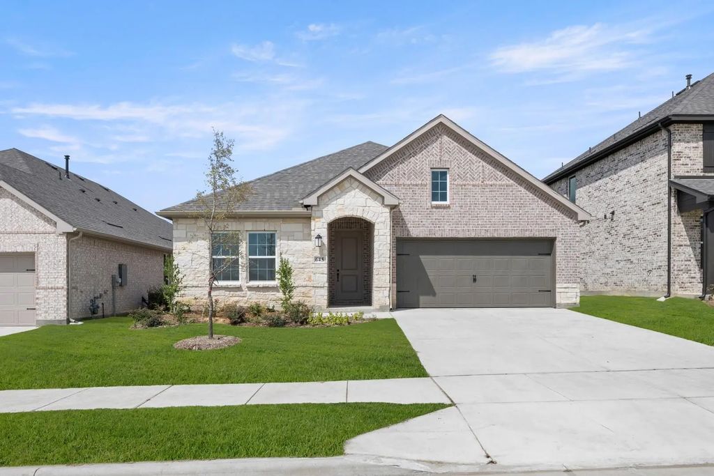 645 Tyronza Drive, Justin