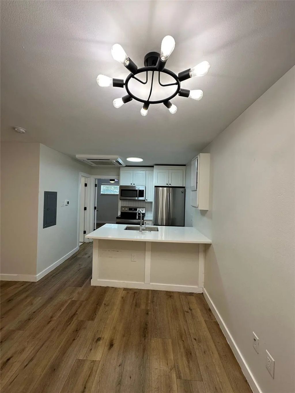 425 N Rosemont Avenue 103, Dallas