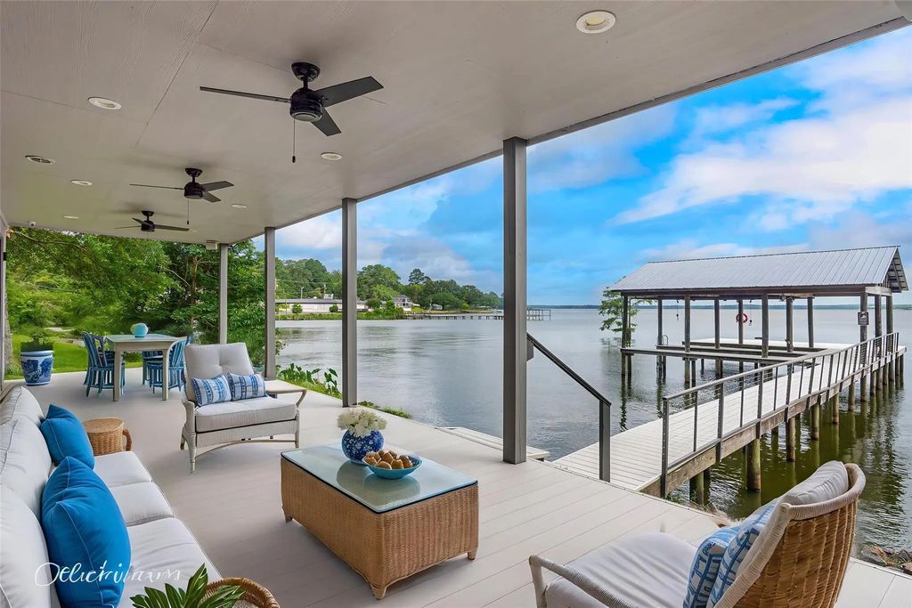 6052 S Lakeshore Drive, Shreveport