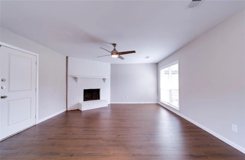 6824 Trail Lake Drive 6826, Fort Worth