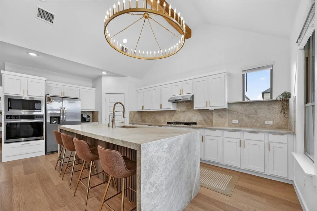 582 Silver Springs Lane, Lavon