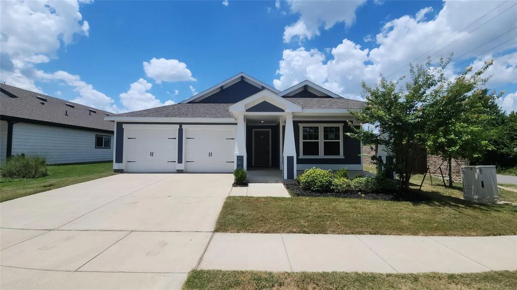 633 Quail Meadows Drive, Cleburne
