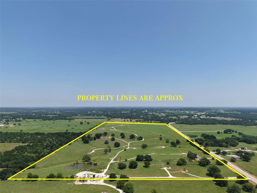 1707 Fm 902, Gainesville