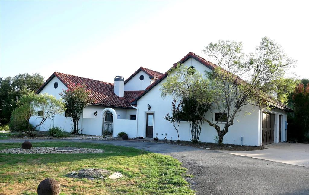 3200 Meander Road, Granbury