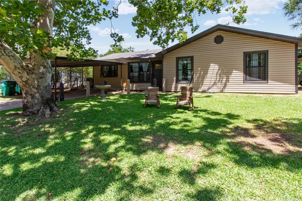 314 Bryant Road, Clyde