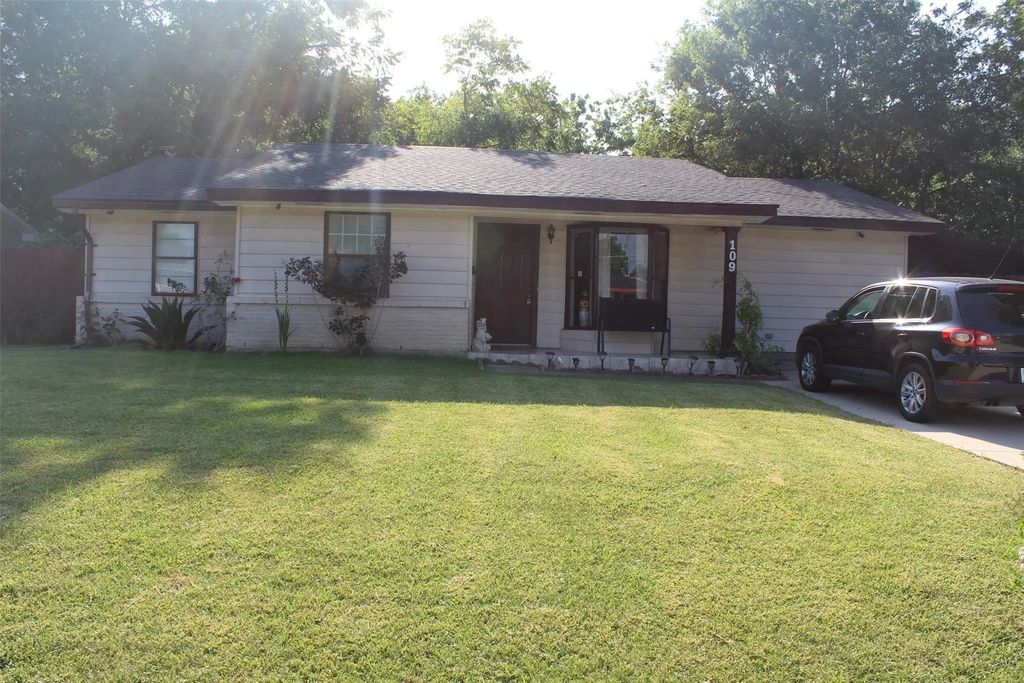 109 Brunswick Lane, Mesquite