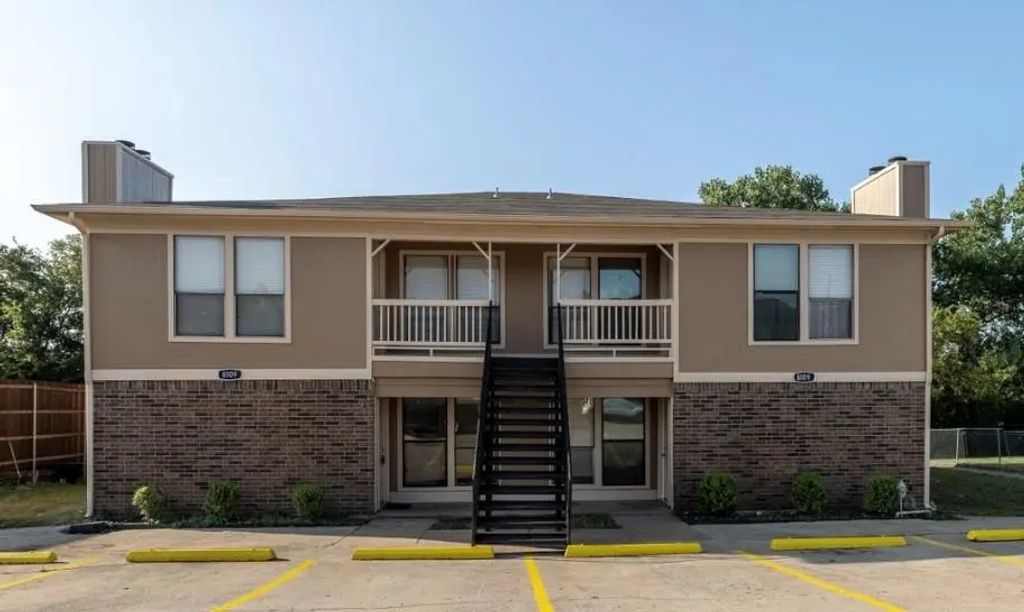 8109 Foxfire Lane, White Settlement