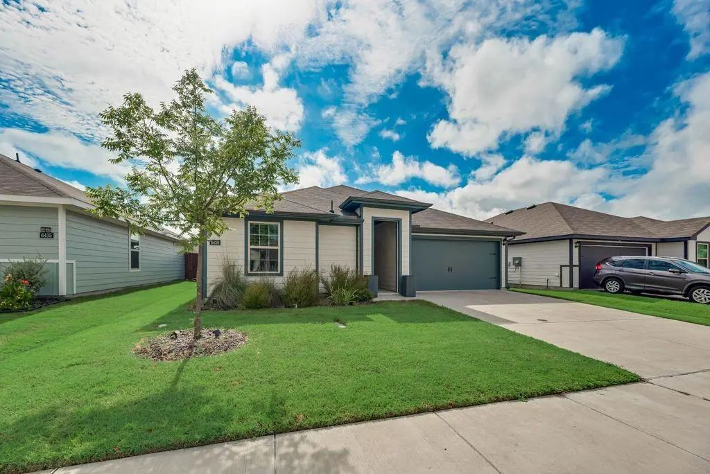 6439 Sand Dune Way, Princeton