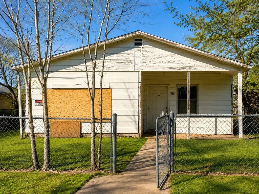 1204 N 8th Street, Wichita Falls