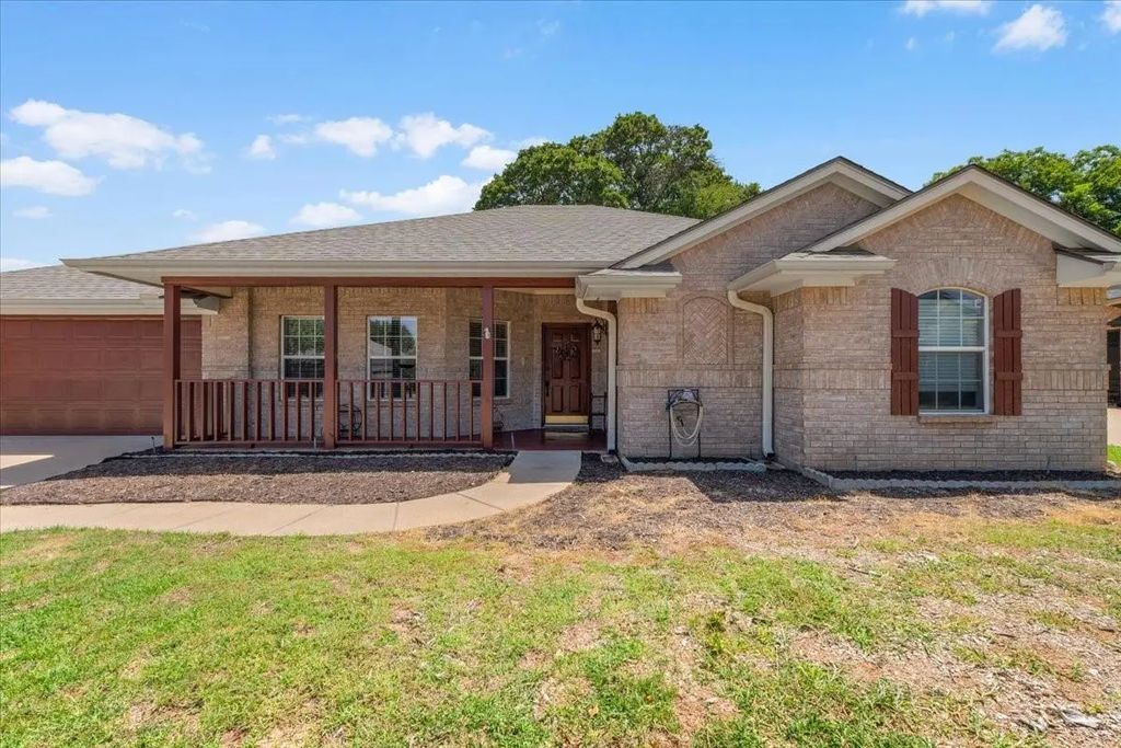 1013 Teresa Court, Granbury
