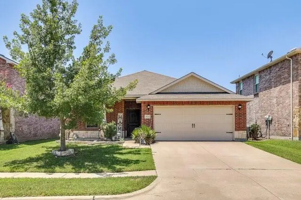 9004 Cloudveil Drive, Arlington