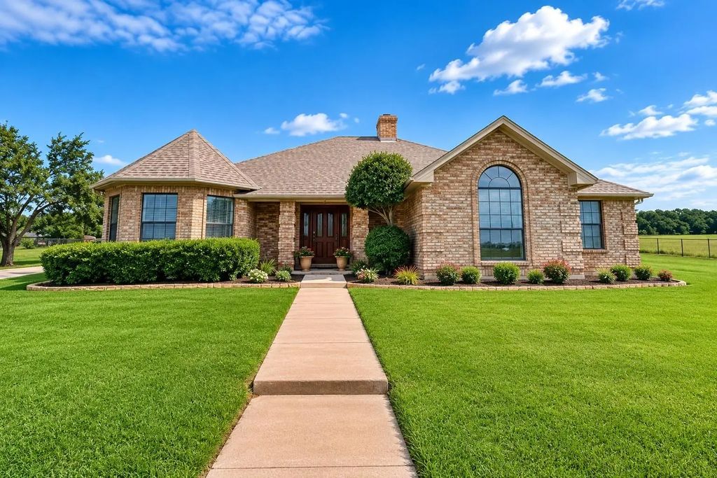 177 County Road 4917, Newark