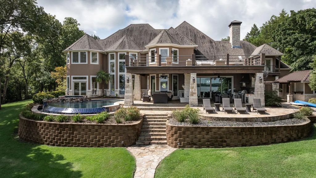 3637 County Road 4804, Athens