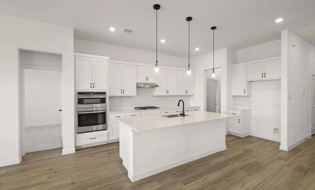 653 Tyronza Drive, Justin