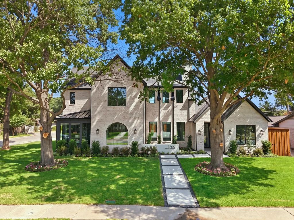 3305 Townsend Drive, Dallas