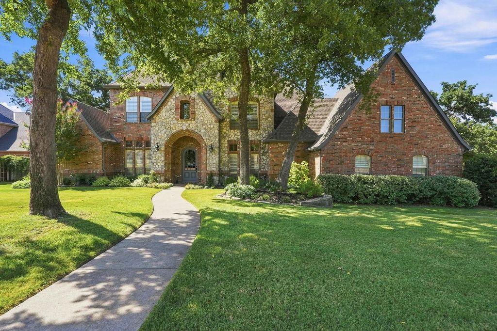 2312 Bridgewood Drive, Keller