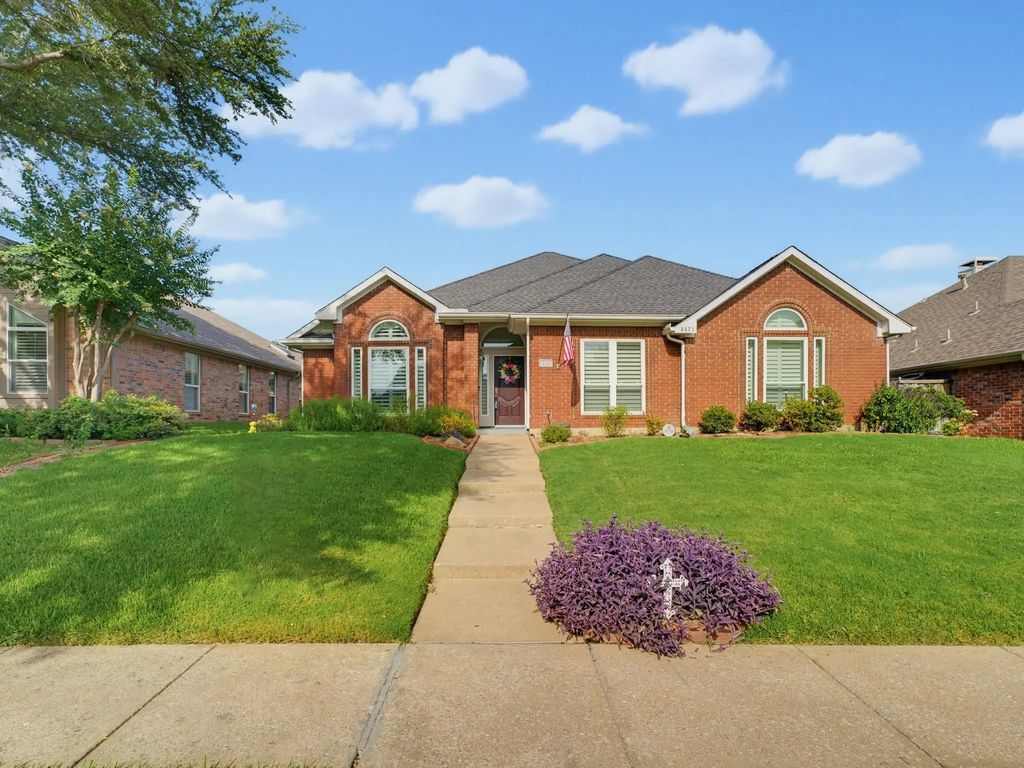 4421 Clearwater Trail, Carrollton