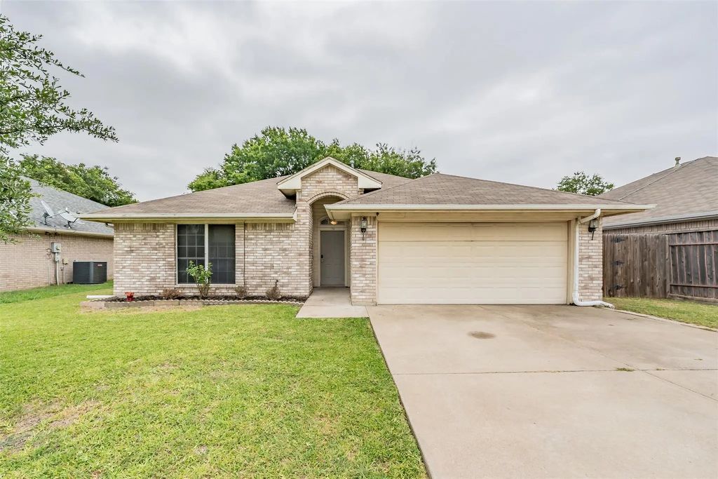 137 Roberts Drive, Saginaw