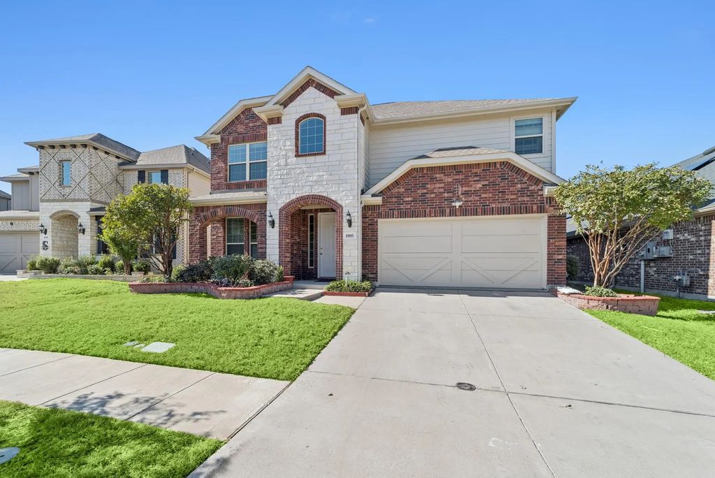 1805 Longwood Lane, Garland