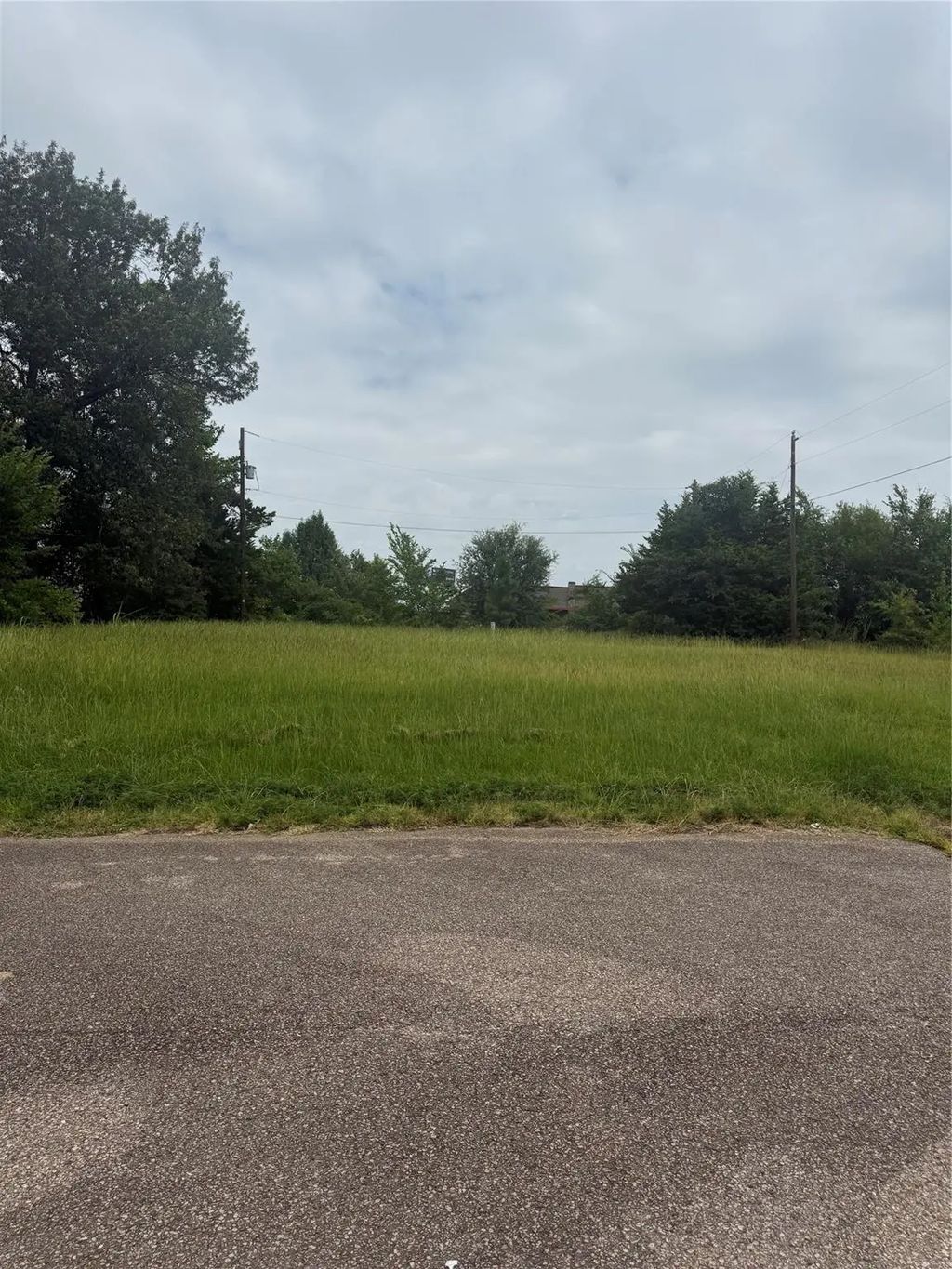 3405 Ridgeview Road, Paris