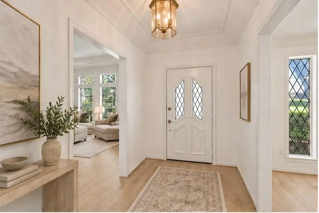 10014 Hickory Crossing, Dallas