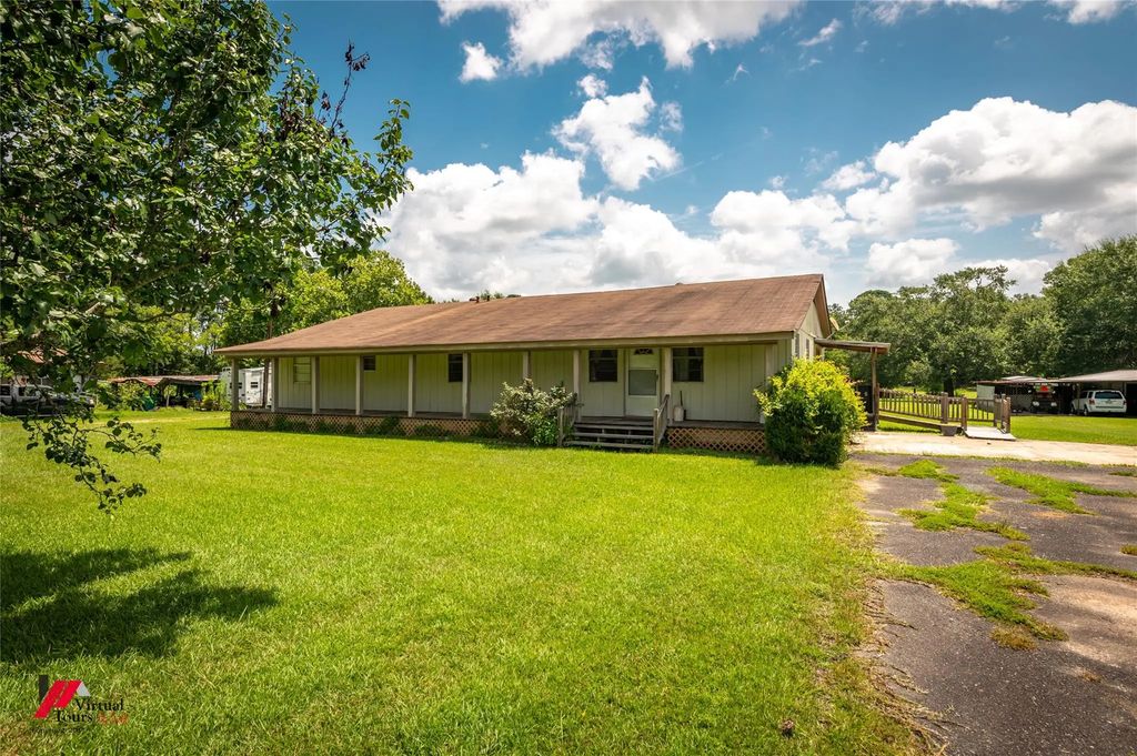 153 Woolworth Road, Stonewall