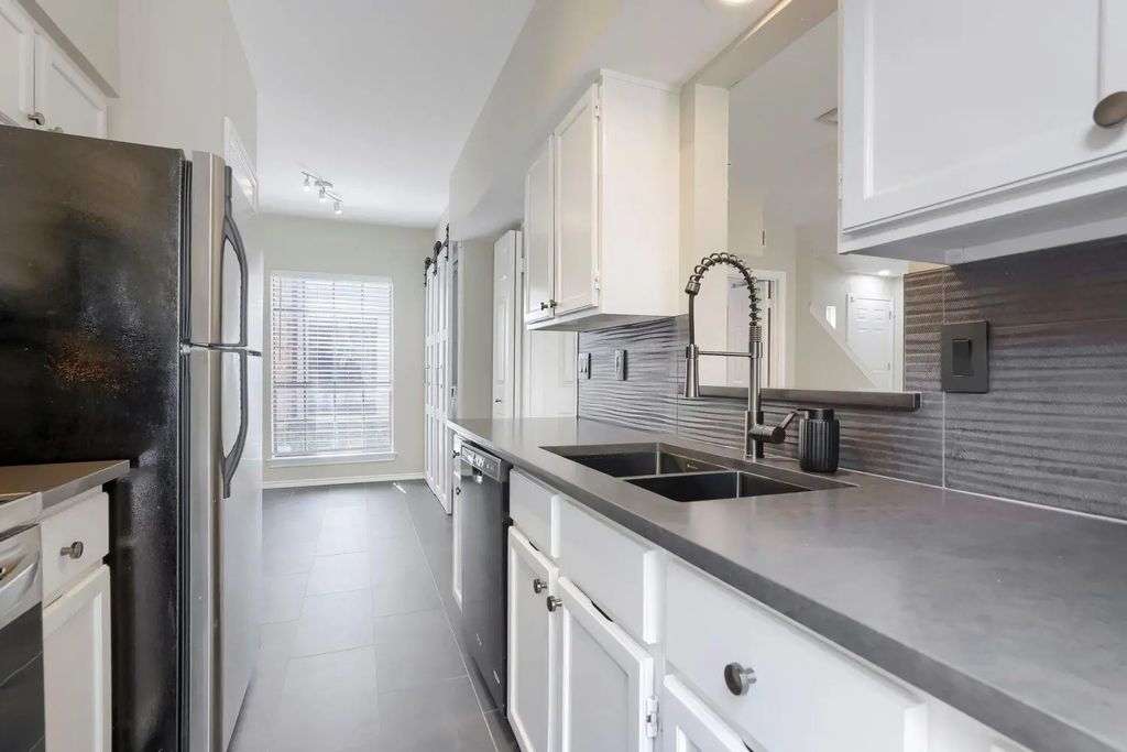 4000 Rawlins Street 108, Dallas