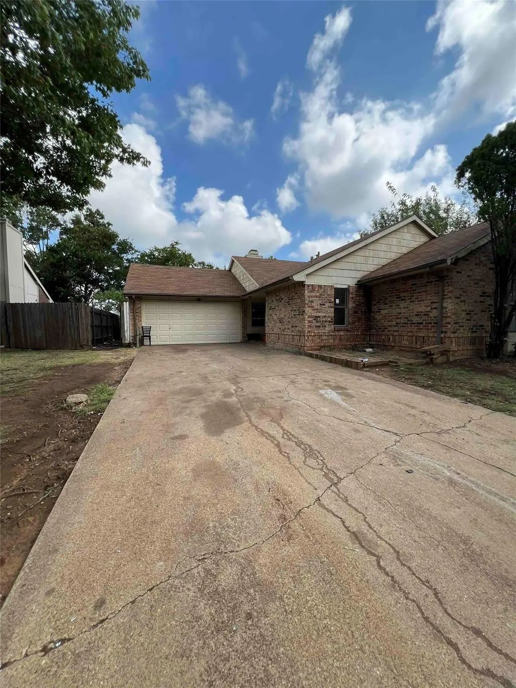 3308 Woodlark Drive, Fort Worth