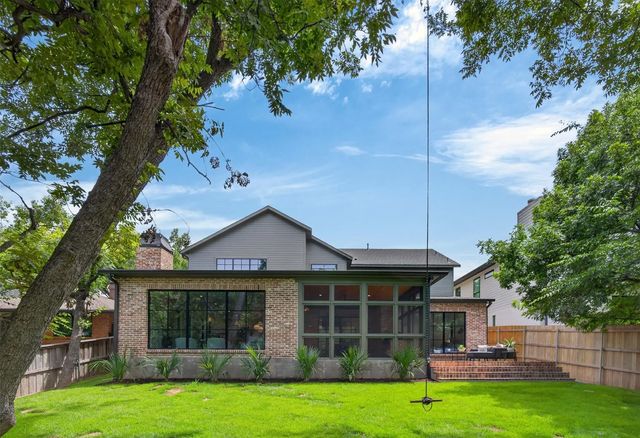 6817 Blessing Drive, Dallas