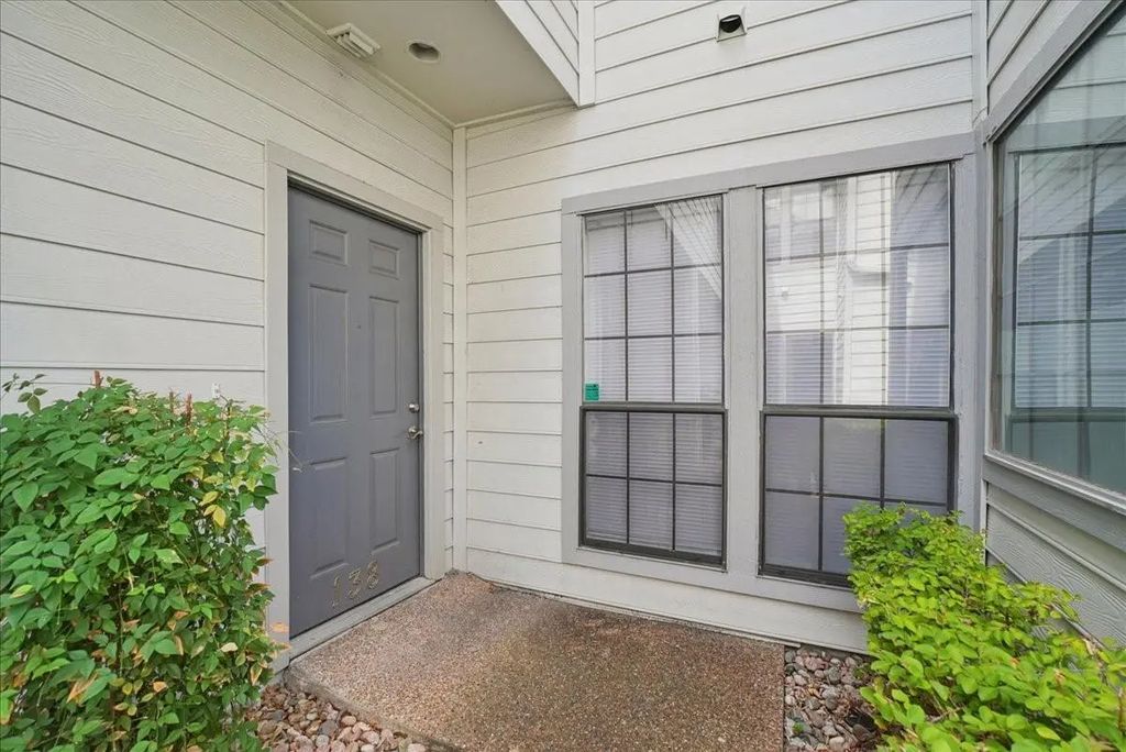 5100 Verde Valley Lane, Dallas