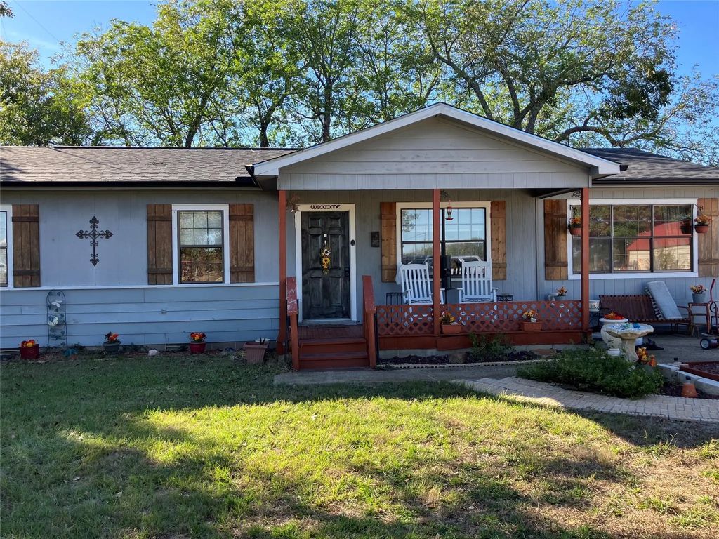 2454 Rs County Road 1402, Point