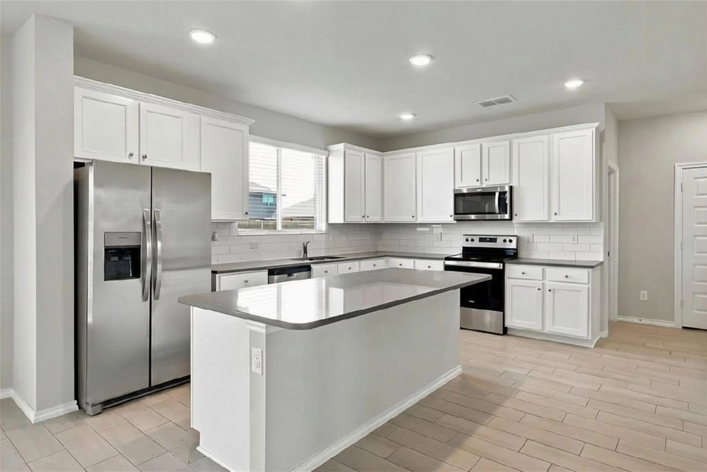 944 Ravenwood Lane, Van Alstyne