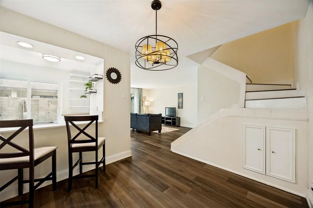 839 Dublin Drive 2, Richardson