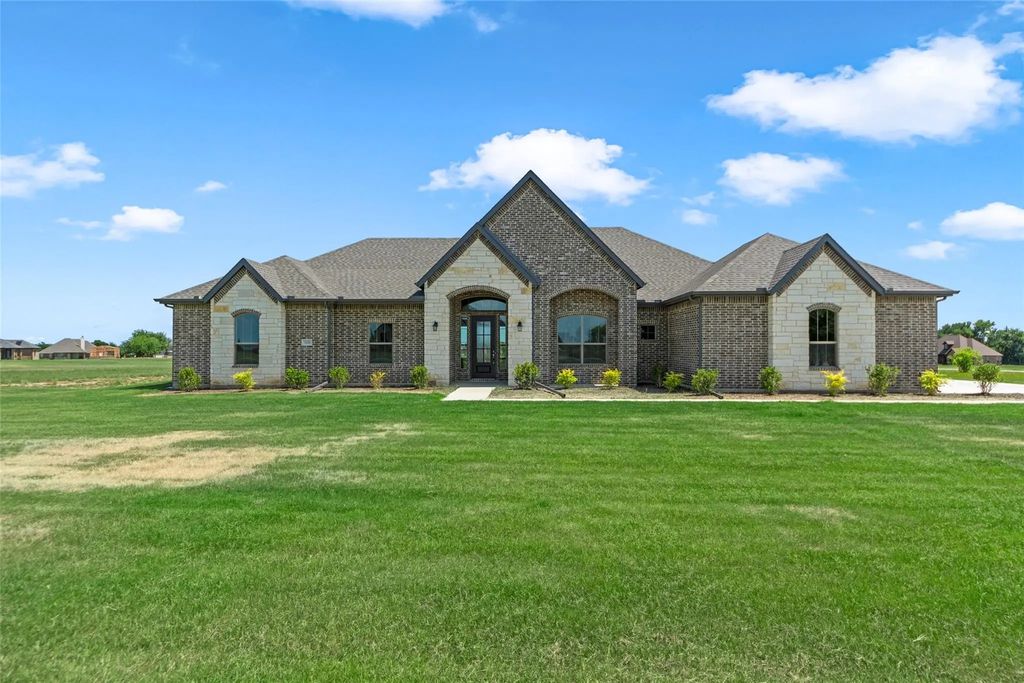 1121 Canyon Lake Road, Wills Point