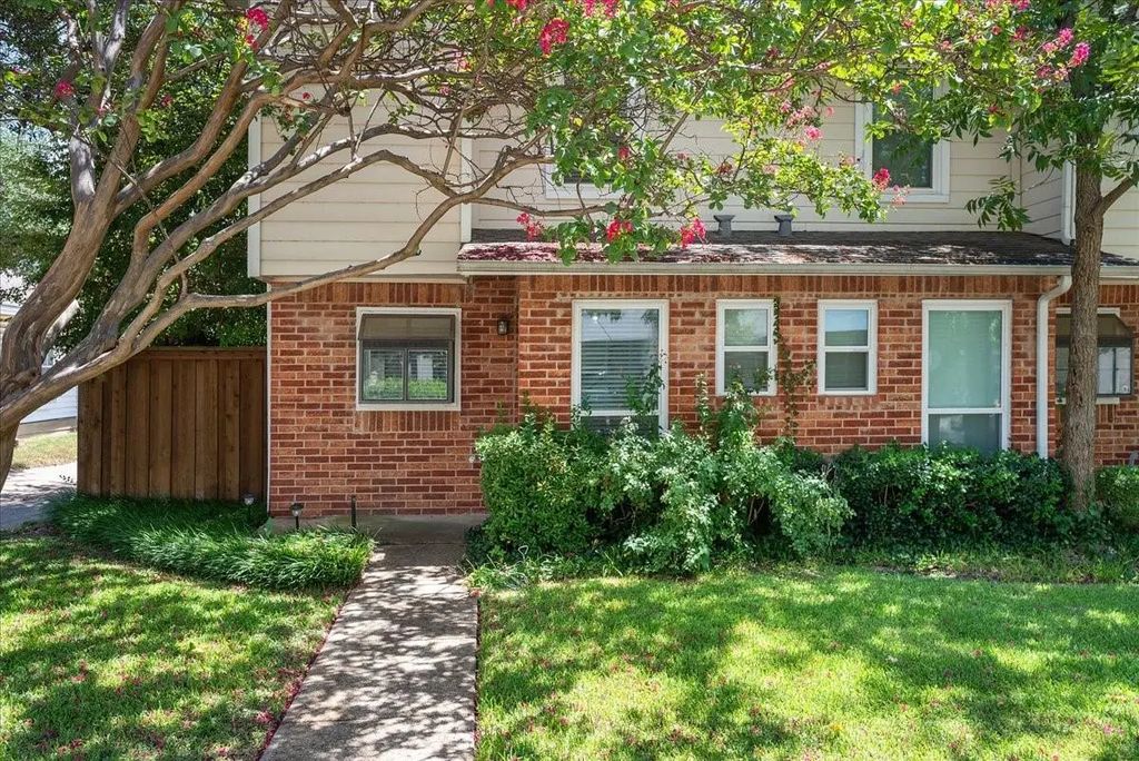 5505 Live Oak Street 116, Dallas