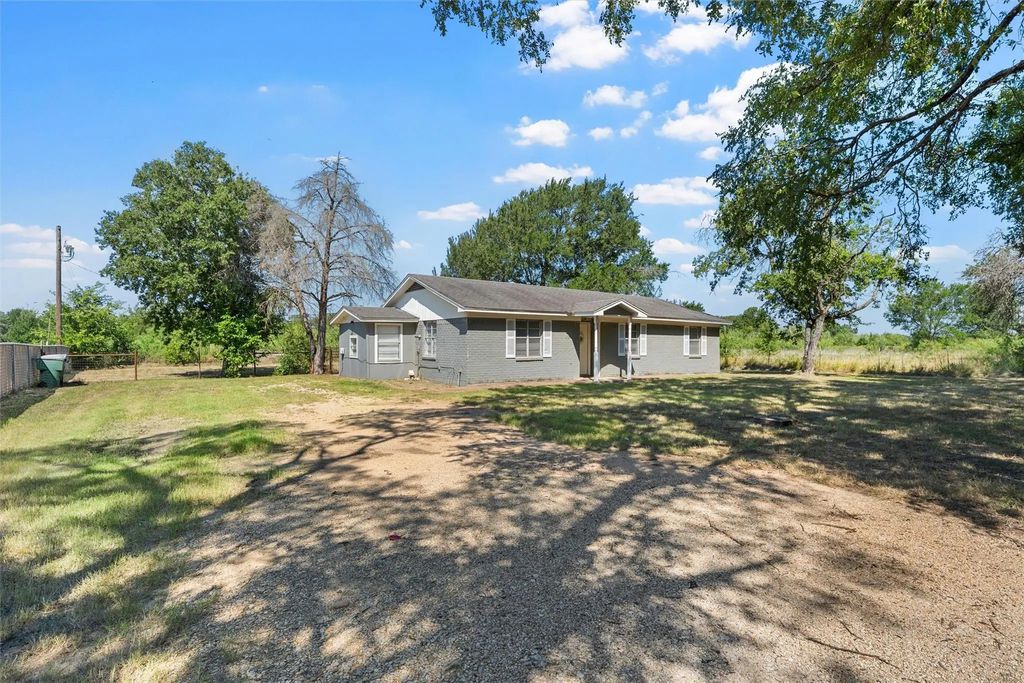 1374 Saffles Road, Robinson