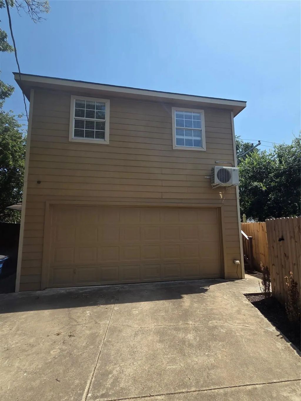 2740 Burlington, Dallas