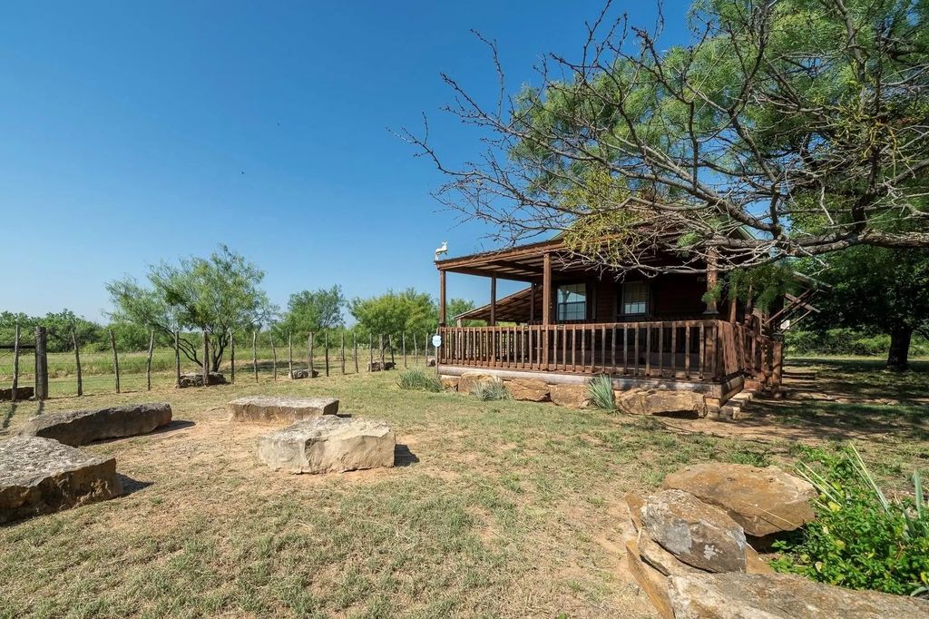 15055 County Road 306, Moran
