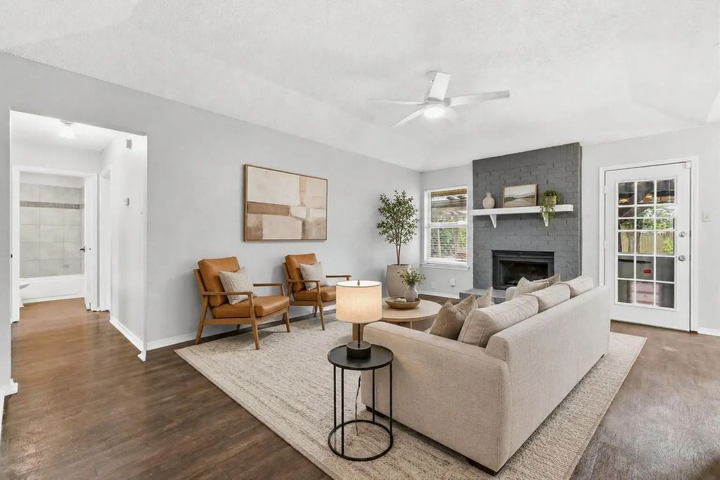 5907 Cedar Ridge Drive, Arlington