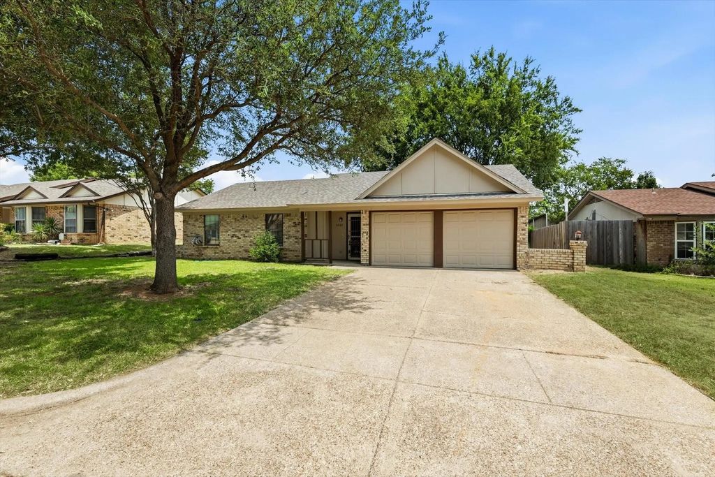 5907 Cedar Ridge Drive, Arlington