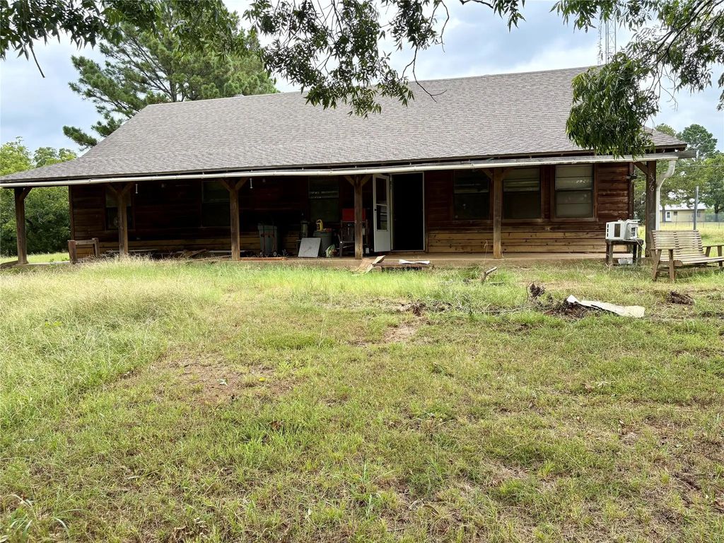 3576 N Fm 1752, Savoy