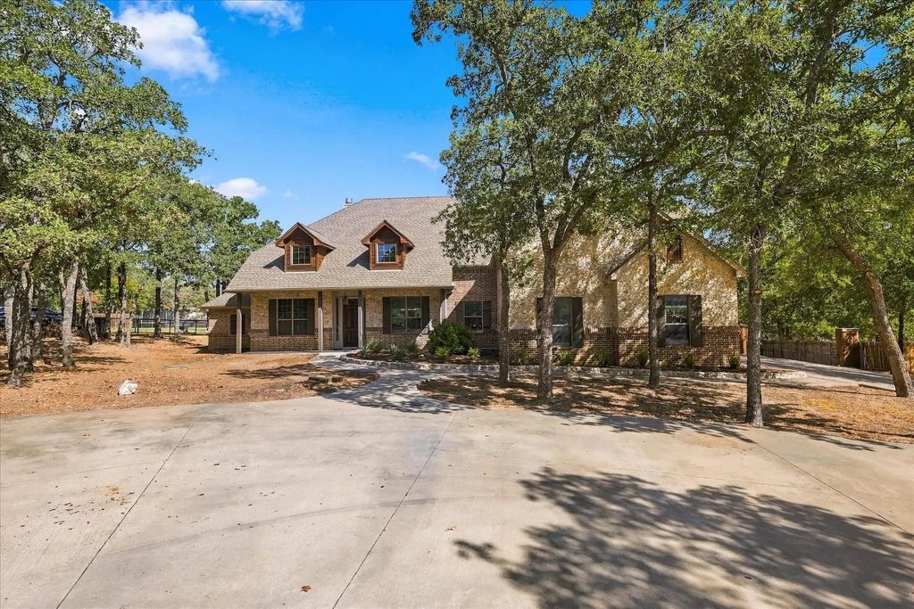 514 Oak Hills Drive, Newark