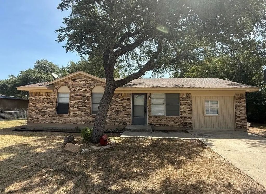 8018 County Road 564, Brownwood