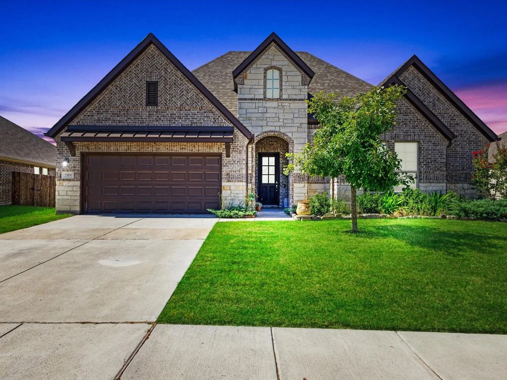 209 Chesapeake Drive, Forney